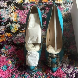 NEW Manolo Blahnik Hangisi !!!